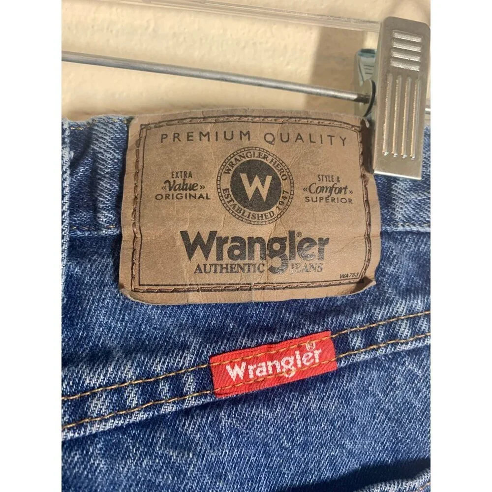 Wrangler Regular Fit Denim Blue Jeans Men's Size 36x34 Straight Leg Z2